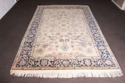 A wonderful large 275cm x 184cm Romanian Balkin Muras (persian) carpet with a Kashan design