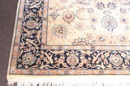 A wonderful large 275cm x 184cm Romanian Balkin Muras (persian) carpet with a Kashan design