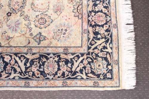 A wonderful large 275cm x 184cm Romanian Balkin Muras (persian) carpet with a Kashan design