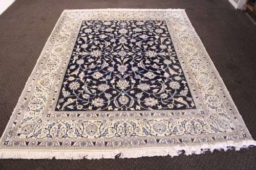 **RS17** An awesome traditional blue and white Iranian Nain Persian carpet - 245cm x 196cm