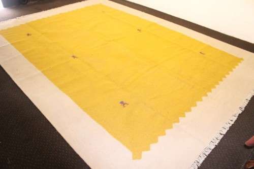 **RS17** An incredible (392cm x 287cm) yellow and cream Indian Dhurrie carpet in beautiful condition