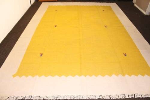 **RS17** An incredible (392cm x 287cm) yellow and cream Indian Dhurrie carpet in beautiful condition