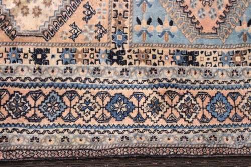 A magnificent & intricately detailed X-large (410cm x 298cm) Persian carpet with a diamond design