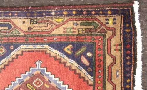 A beautiful 3m long traditional hand made Iranian Hamadan Persian runner carpet w/ geometric pattern