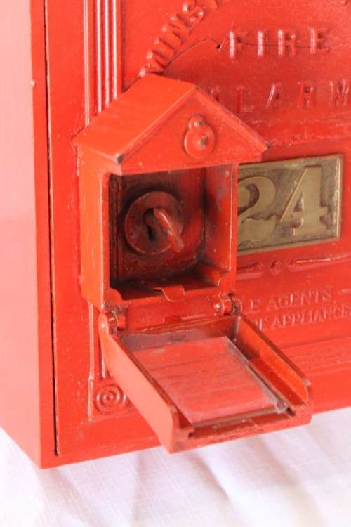 A scarce (early 1900's) Gamewell cast iron fire alarm with original parts . Lifespace Sale