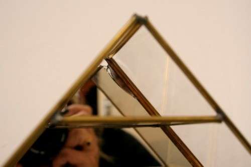 **RS17** A charming footed brass and glass (house) printers tray, perfect for miniature ornaments!