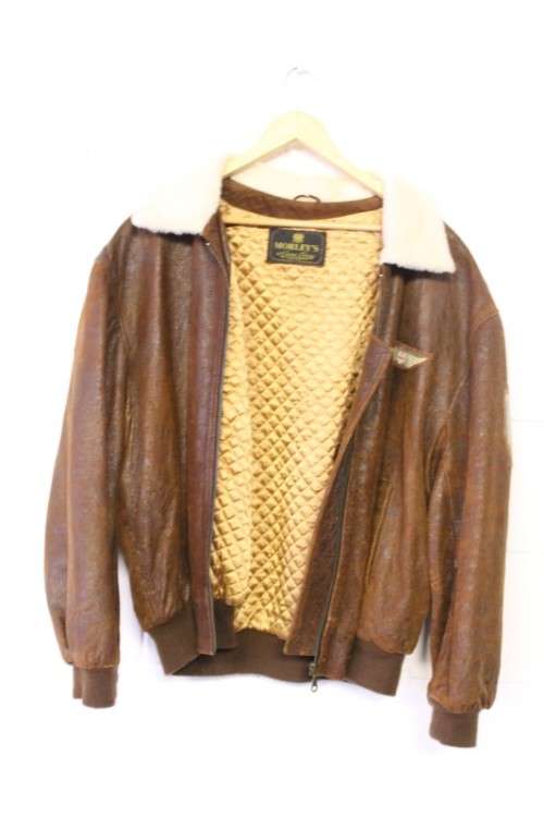 **RS17** Awesome gents brown genuine leather bomber jacket w/ quilted lining & faux sheepskin collar