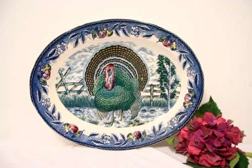 **RS17** A fantastic large vintage ceramic food platter in wonderful condition