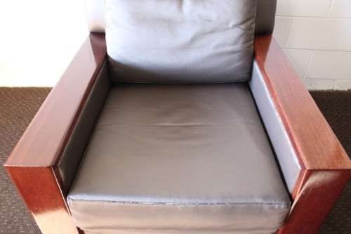 **RS17** Mid-century style Scandinavian club chair w/ mahogany armrests in brown leather-feel fabric