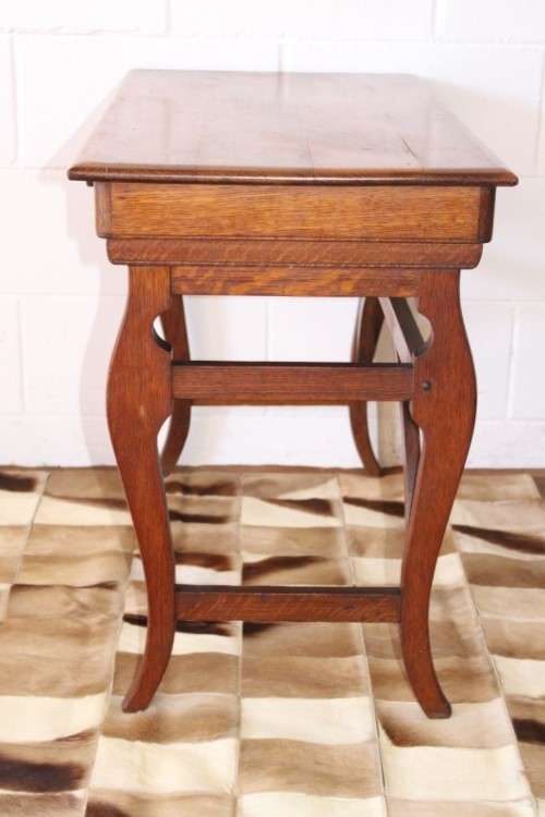 A stunning & beautifully made antique oriental rosewood writing desk w/ a drawer and pull-out shelf