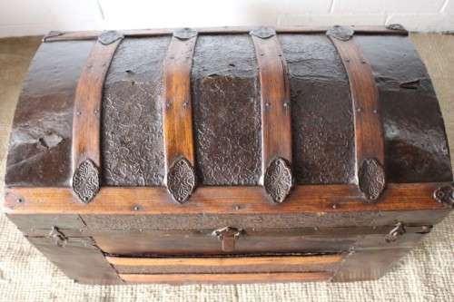 A stunning & rare antique Victorian (c1900) metal-clad wooden camel-back steamer travel trunk