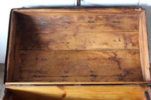 A stunning & rare antique Victorian (c1900) metal-clad wooden camel-back steamer travel trunk