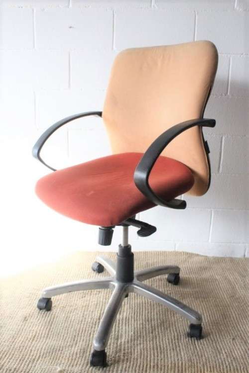 **RS17** Modern styled height-adjustable swivel office chair in burnt orange & mustard colour fabric