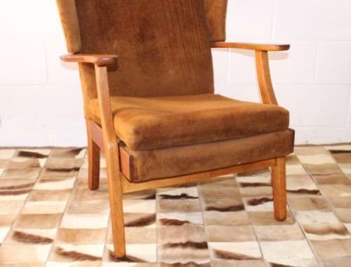 **RS17** Wonderful vintage mid-century solid oak retro-brown period-upholstered wing back armchair
