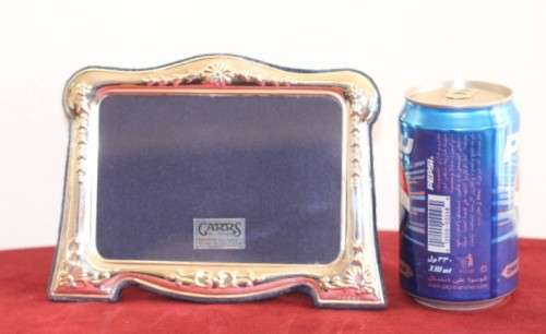 Gorgeous ornately decorated British hallmarked "R Carrs" sterling silver free-standing picture frame