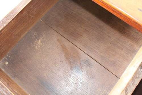 A stunning & beautifully made vintage Oriental Elm wood chest of drawers (2 over3) w/ brass handles