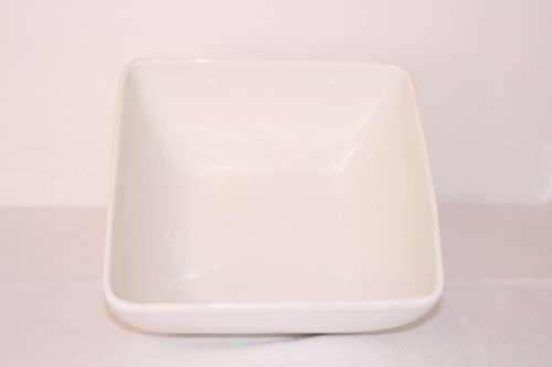 A larger modern styled square serving bowl by Mayfair & Jackson home wares - perfect for salads