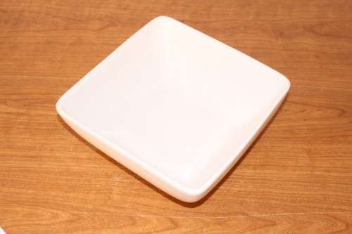 A larger modern styled square serving bowl by Mayfair & Jackson home wares - perfect for salads