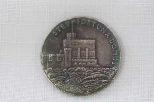 A rare 1935 sterling silver (925) King George V Silver Jubilee Medallion with busts of George & Mary