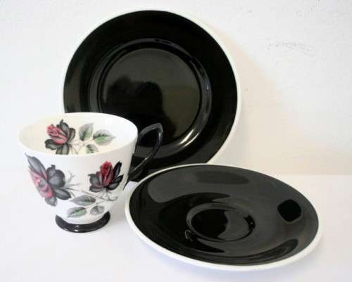 An exceptionally rare vintage Royal Albert fine bone china Masquerade pattern trio. price trio bobshop .za