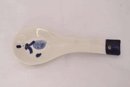 **RS17** Gorgeous "blue & white" porcelain spoon rest w/ hand painted raised duck decal in the bowl
