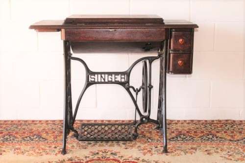 Stunning antique 1937 Singer treadle sewing machine in its original fold-away cast-iron & oak stand