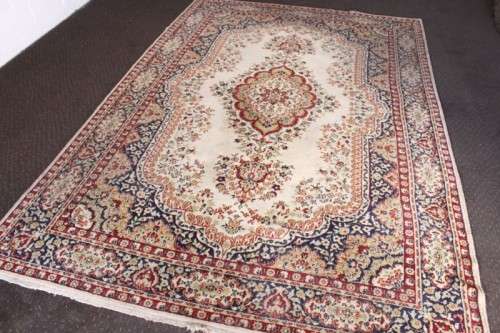 A stunning large 3m x 2m Turkish made Gumussuyu Topkapi Carpet in blue, green, creams & earthy tones