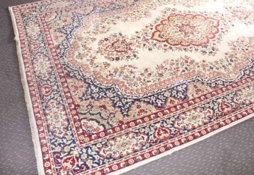 A stunning large 3m x 2m Turkish made Gumussuyu Topkapi Carpet in blue, green, creams & earthy tones