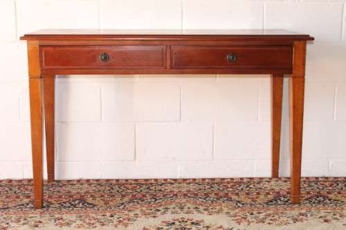A stunning and well made quality double-drawer mahogany hallway/ console table with ring handles