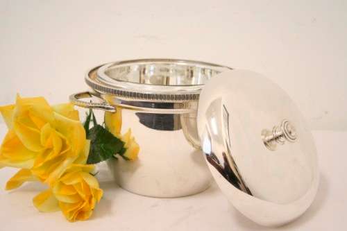 A  lovely double-handle EPNS made in England ice bucket with lovely clean lines.