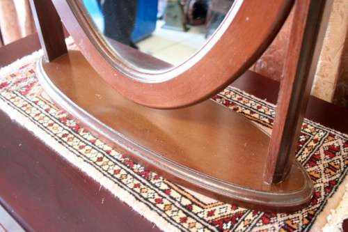 An amazing and beautifully made vintage solid wooden (tilting) dressing table vanity mirror