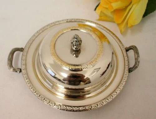 A gorgeous vintage Seranco silver plated lidded breakfast butter dish with an ornate lid.