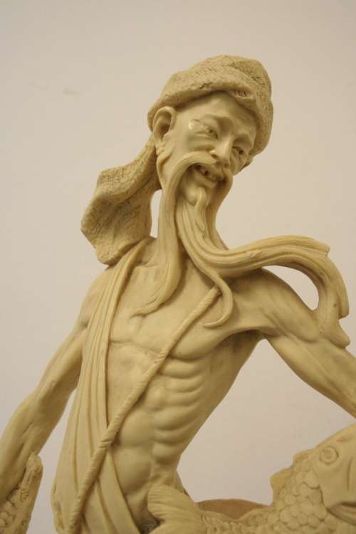 A gorgeous large ornamental Japanese themed oxylite figurine on a black base, fabulous on display