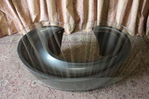 PRICE DROP! Stylish, top quality, ultra modern glass top kidney shaped centre coffee table.