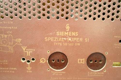 An awesome vintage made Siemans "Spezial super 51" valve radio in perfect working order