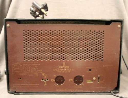 An awesome vintage made Siemans "Spezial super 51" valve radio in perfect working order