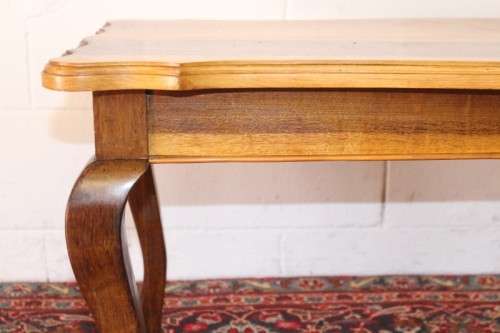 A vintage scalloped edge solid Knysna yellow wood coffee/ side table with Queen Anne cabriole legs