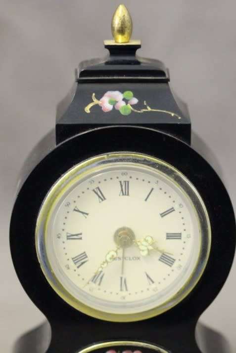 A gorgeous vintage "Westclox" floral design wind up clock, working. Lifespace Sale