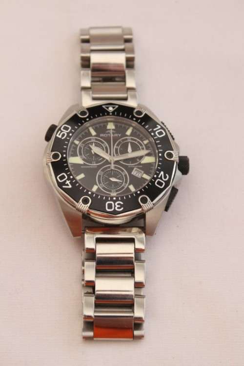 An awesome gents Rotary AquaSpeed watch with Dive-meter & date window & sapphire Crystal glass
