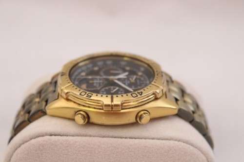 A lovely classic vintage Seiko gold plated Moonphase chronograph gents wrist watch with extra links
