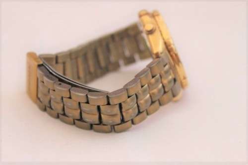 A lovely classic vintage Seiko gold plated Moonphase chronograph gents wrist watch with extra links