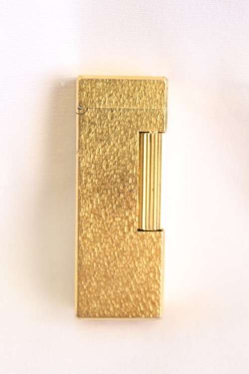 A stunning vintage (c1985) gold plated Dunhill Rollagas lighter in its box in working condition