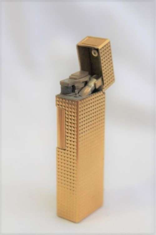 An awesome vintage (c1980's) gold plated textured original Colibri of London lighter