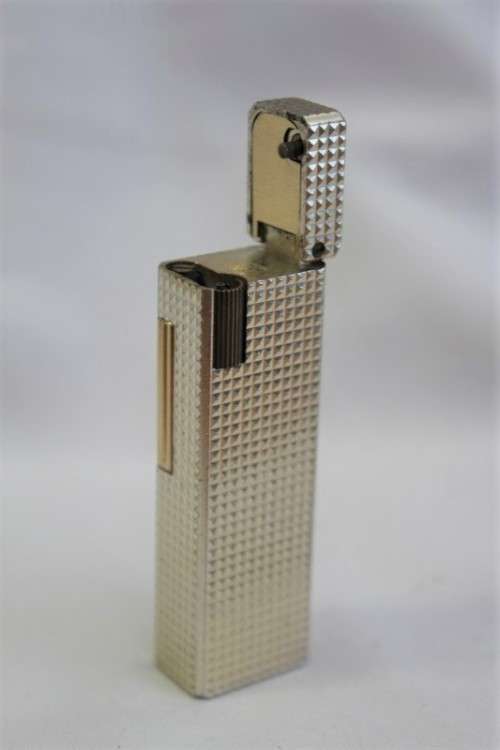 A stunning vintage (c1970's) silver plated (silvertone) textured original Colibri of London lighter