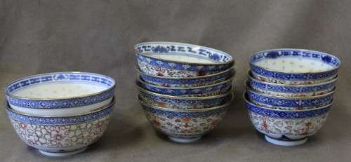 A lovely blue and white Chinese themed soup bowl and spoon set in great condition.