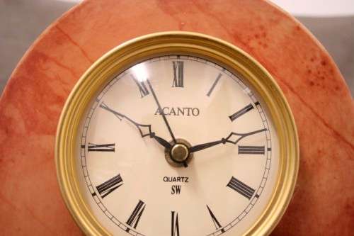A beautiful vintage "Acanto" Fanal Spanish marble battery operated table clock, working.