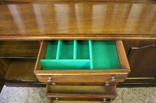 A fabulous vintage Imbuia buffet/ side server with classic lines, four drawers and side cupboards!!