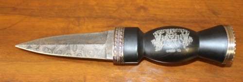 An awesome collectible Scottish Sgian Dubh and horse hair sporran in great usable condition!!!