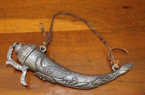 A fantastic ornate vintage metal powder horn. Awesome display piece-Lifespace Sale