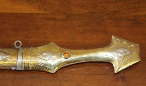 An amazing vintage ornamental replica brass dagger for display purposes only. Stunning!!!